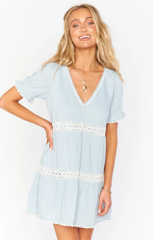Elegant And Casual Hera Mini ~ Sky