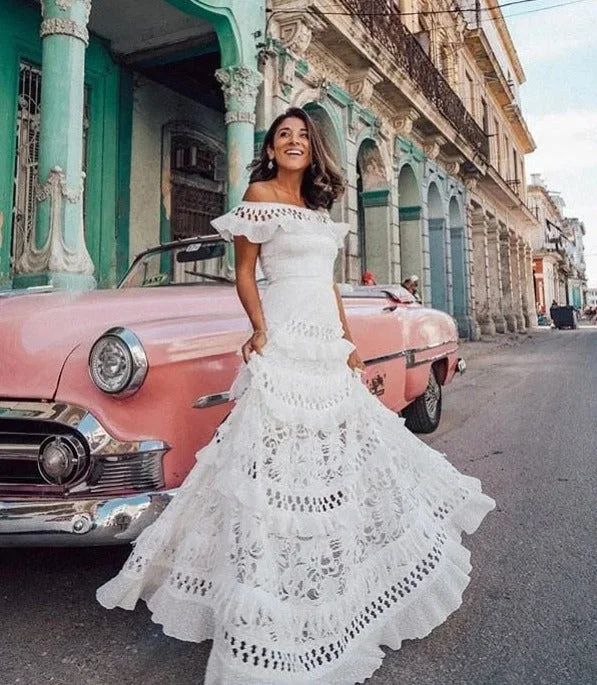 Noble And Elegant Off Shoulder Ruffle Sleeveless Hollow Long Dresses