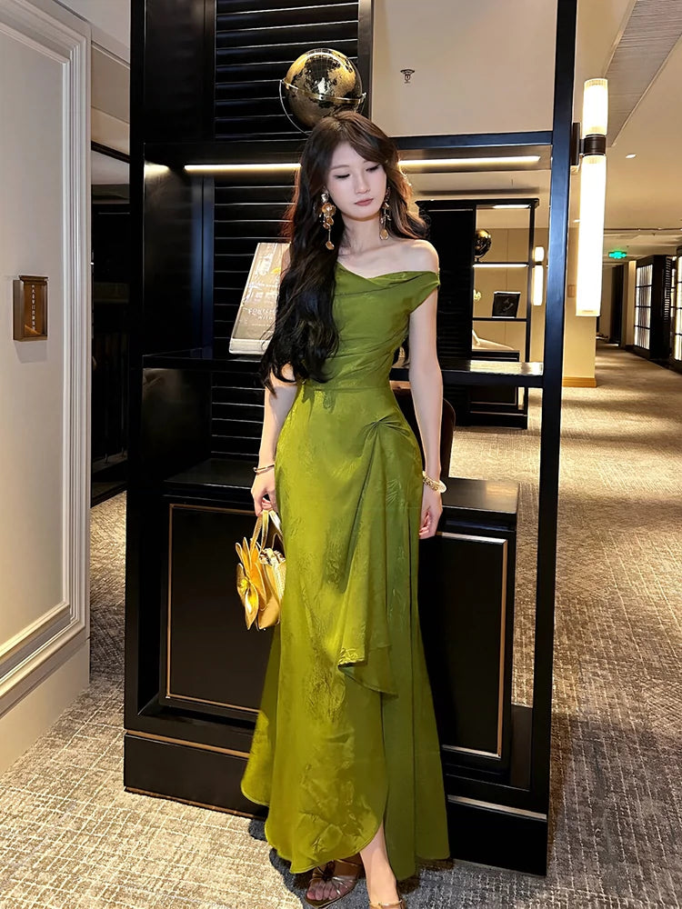 Breathable Design Jacquard off-shoulder dress long party dress     S6152