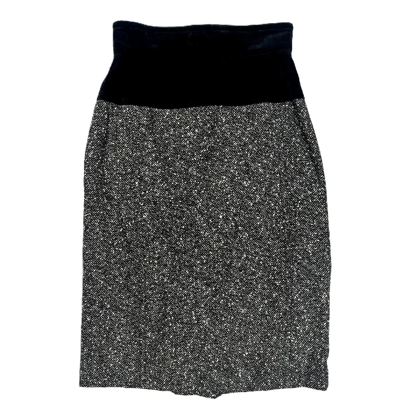 Fashionable And Versatile Skirt Designer By Escada In Black & Grey, Size: Xxs