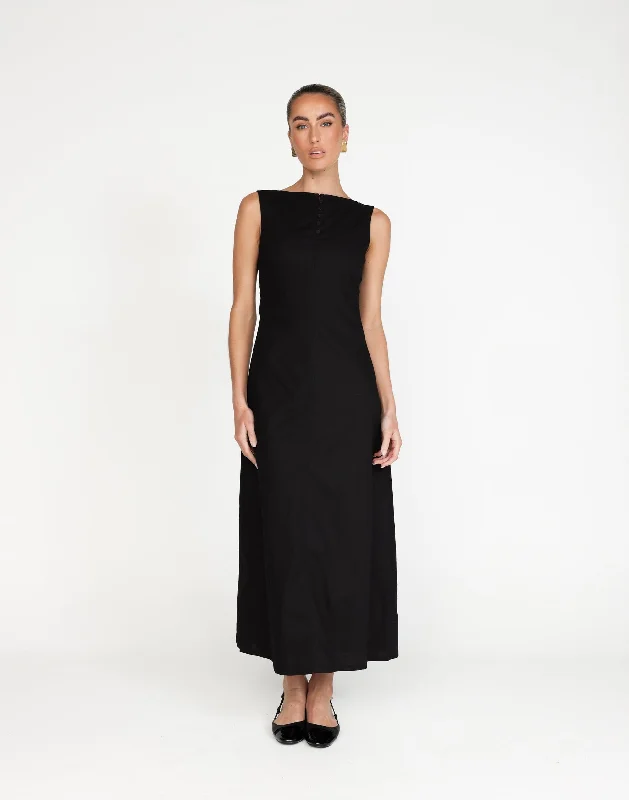 Refreshing Design Basira Maxi Dress (Black)