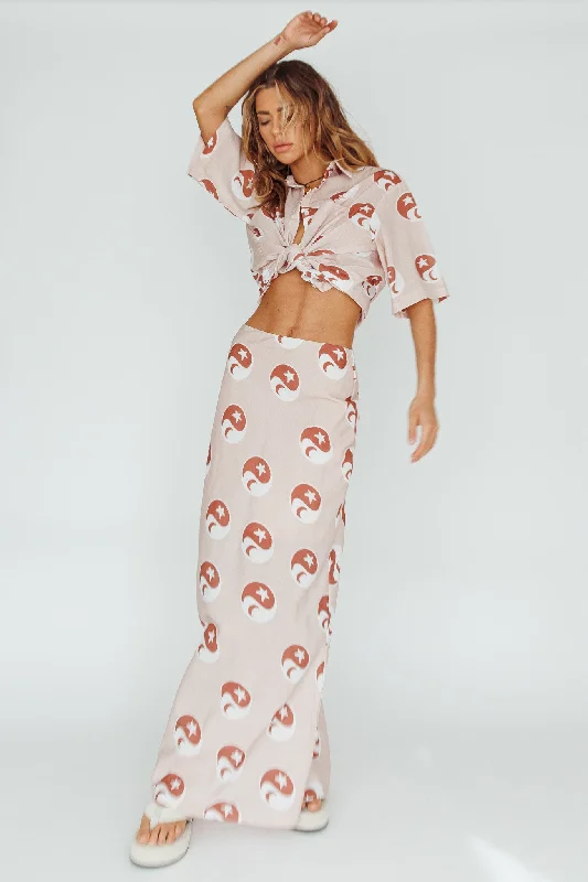 Exquisite Embroidery Just A Hunch Maxi Skirt Yin Yang Rose