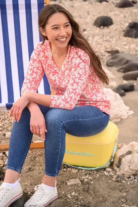 Celebrity Picks Ariana Top - Coral Daisy