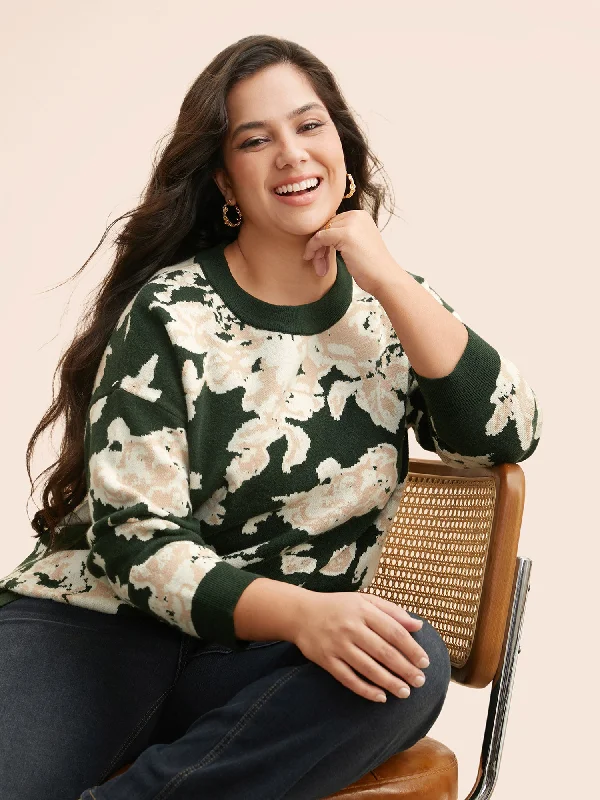 Exquisite Fabrics Supersoft Essentials Silhouette Floral Print Pullover