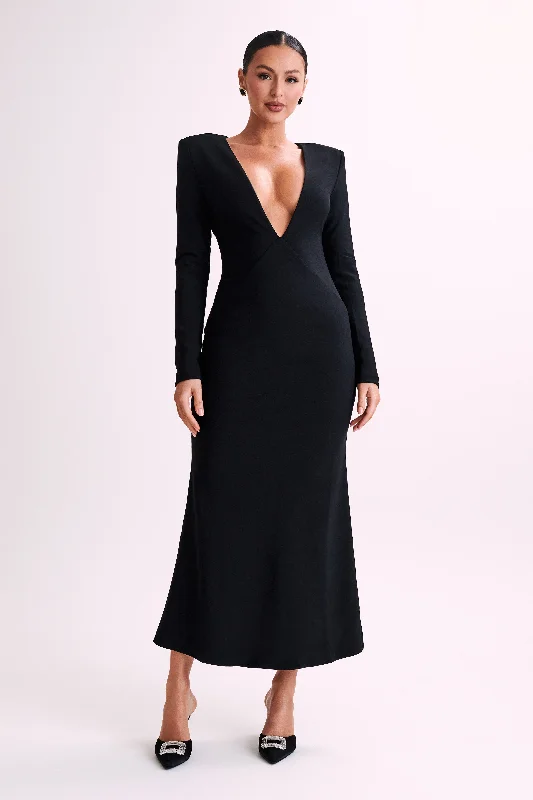 Personalized Design Michaela Long Sleeve Maxi Dress With Shoulder Pads - Black