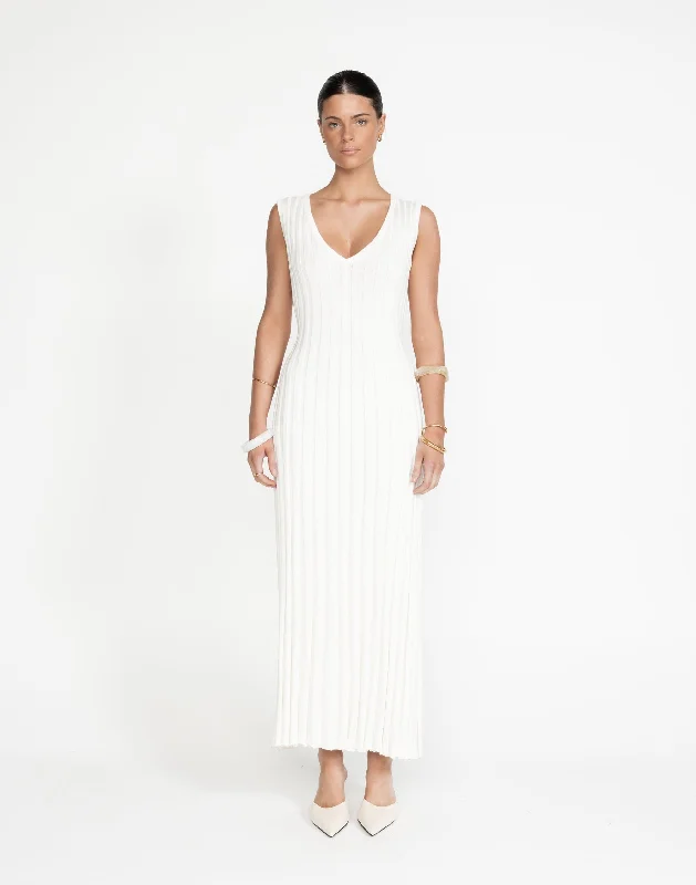 Must-have For Autumn And Winter Mariposa Maxi Dress (Oat)