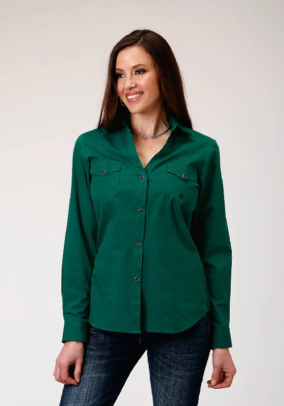 Embroidered Letters Roper Womens Black Fill Solid Green 100% Cotton L/S Shirt