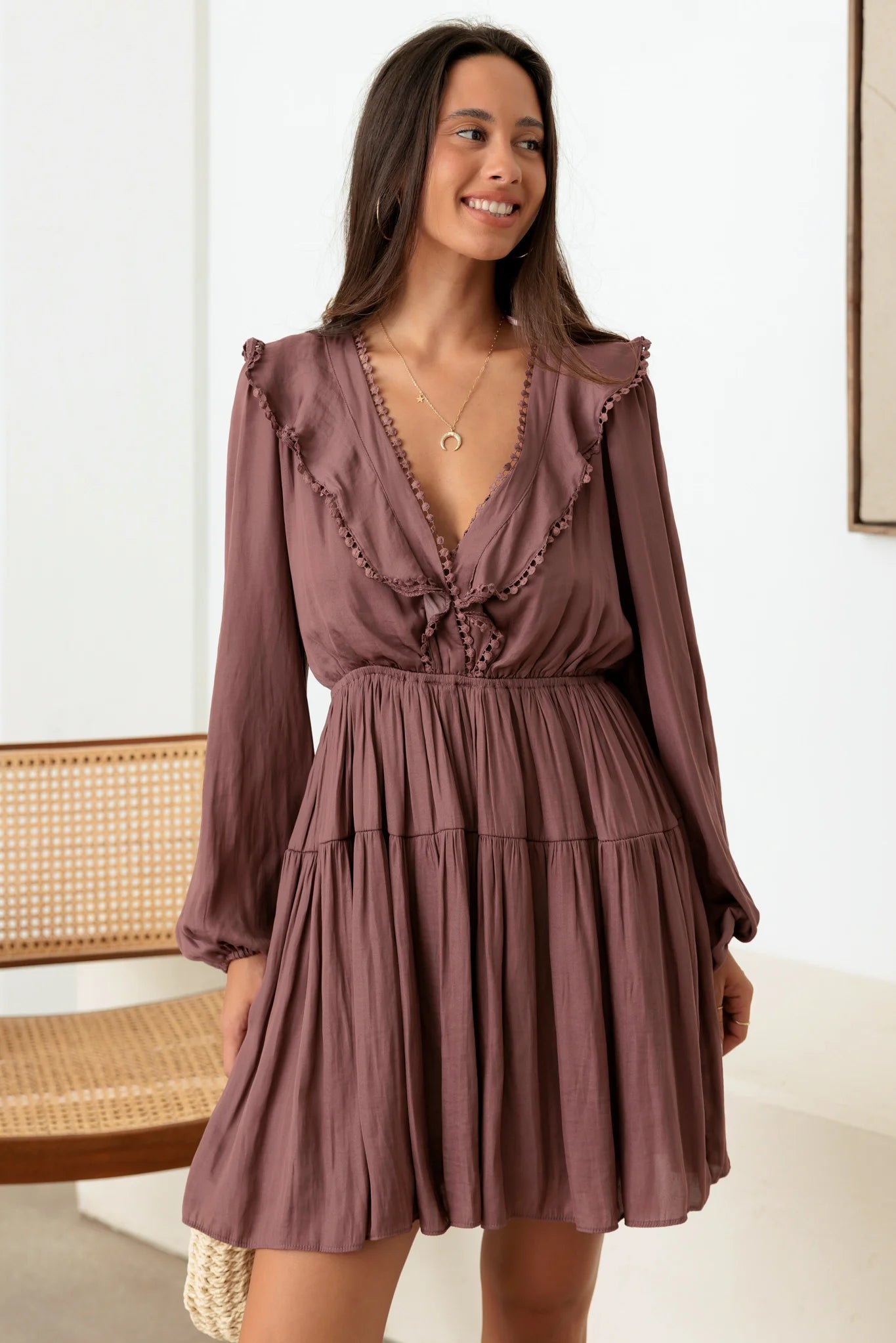 High-end Fashion Boho Balloon Sleeve Lace Up Back Satin Mini Dress