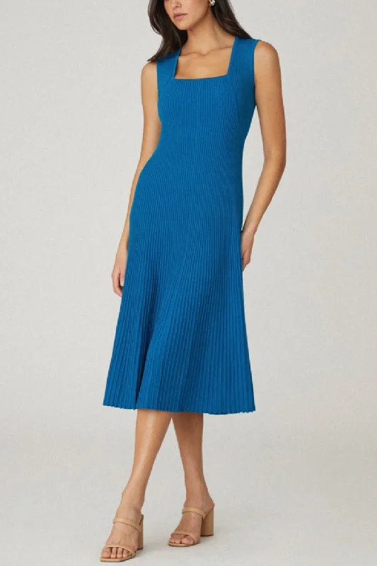 Modern Tailoring Adley Dress