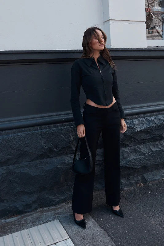 European And American Style Calle Zip Front Top - Black