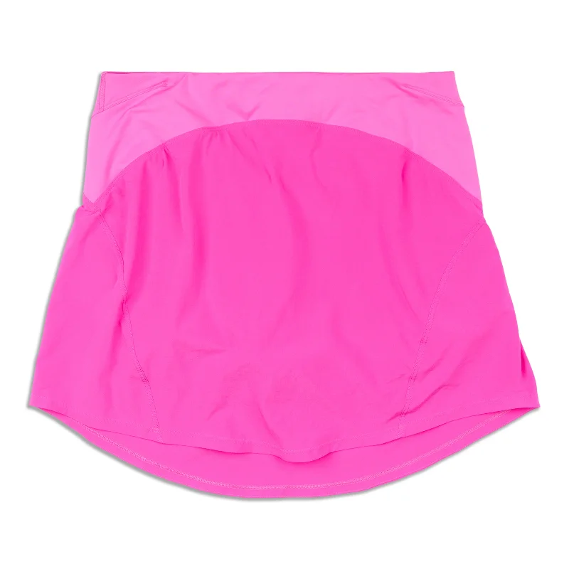 Classic Style Essential HR Run Skirt