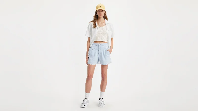 Fashion Classic Levi's® Women's Featherweight Mom Shorts