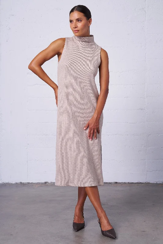 Exquisite Tailoring Mock Neck Sleeveless Dress