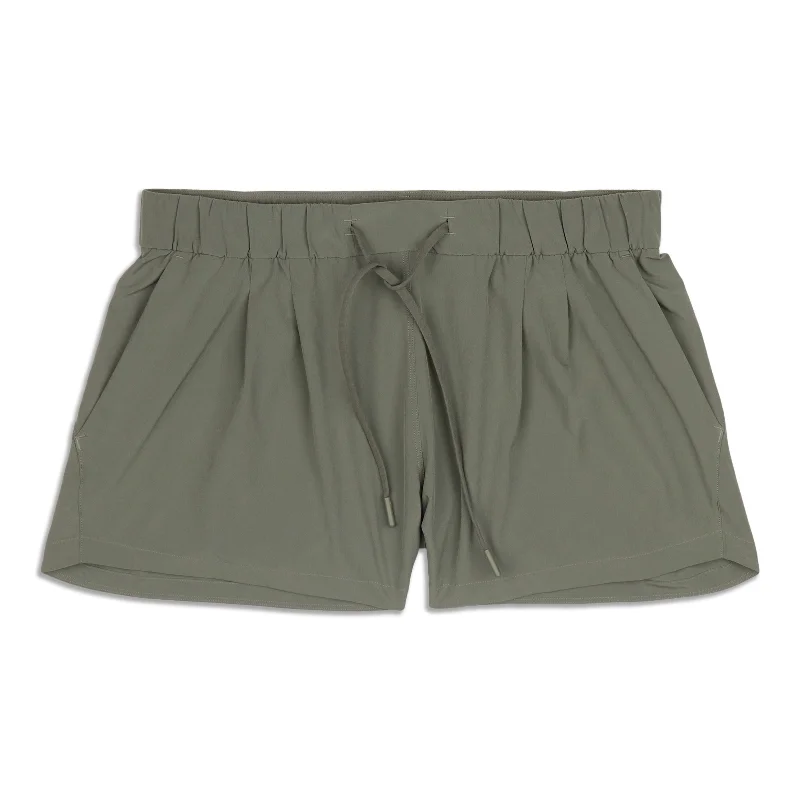 Fashionable And Fashionable Stroll At Sundown Short - Resale