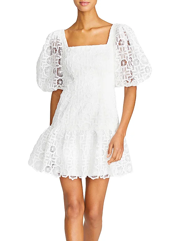 Fashionable And Fashionable Womens Lace Ruffled Cocktail and Party Dress