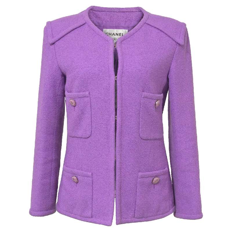 Exquisite Craftsmanship Chanel CC Button Four Pockets Jacket in Purple Tweed
