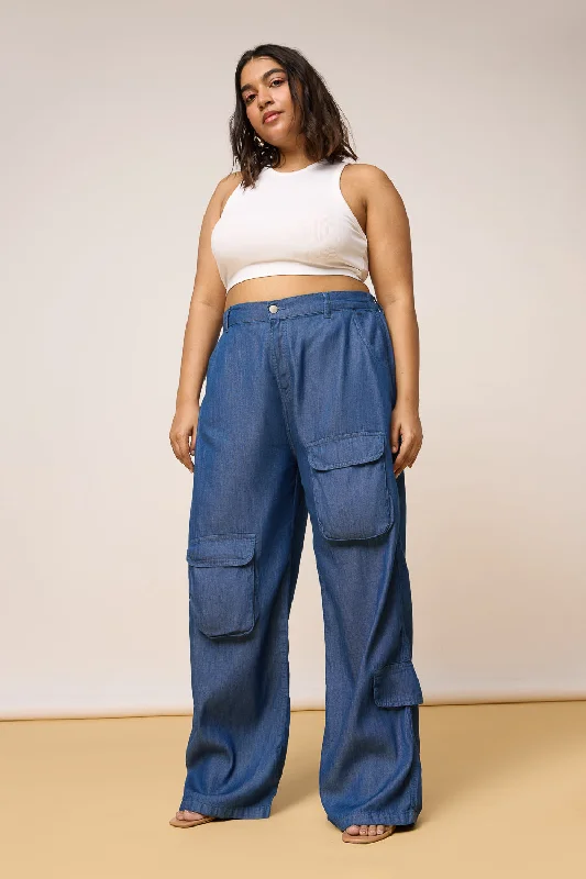 Sports Fashion Curve Mid Blue Elastic Waist Cargo Denim Jeans
