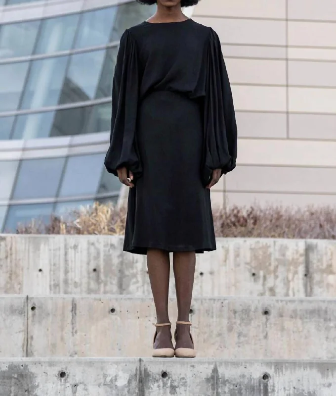 Exquisite Design Haya Skirt In Black
