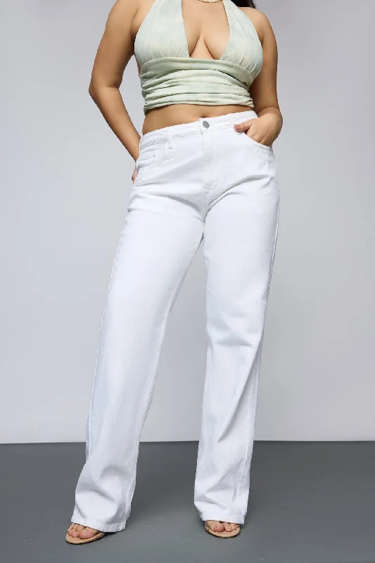 High Street Fashion Icy Allure White Curve Tapered Jeans