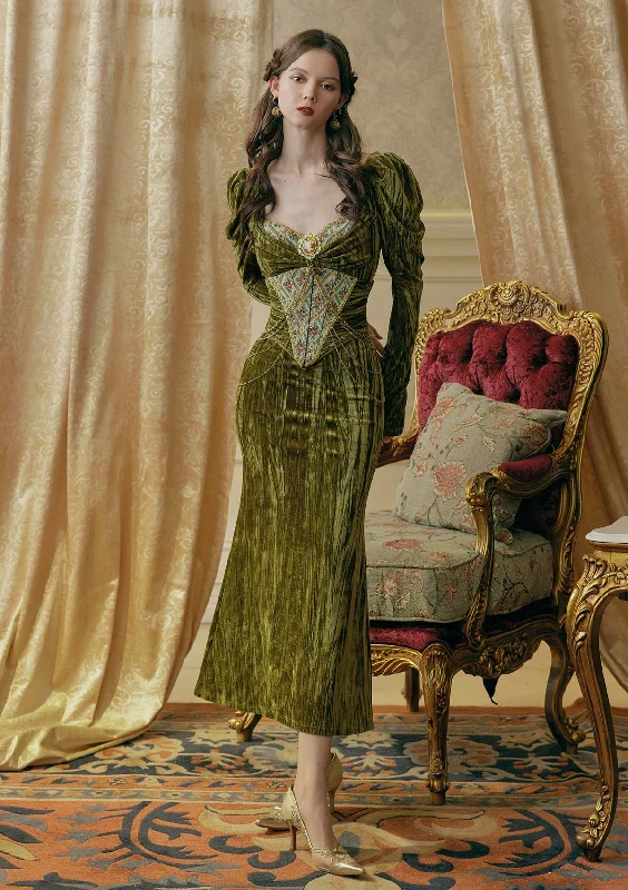 Fashion Style Medusa's Sovereign Gown