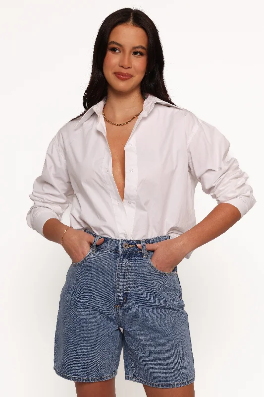Lively And Youthful Abrand Carrie Shorts - Naomi
